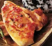 Куриные грудки в соусе путанеска