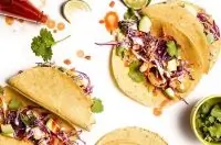 Тако с хрустящими рыбными палочками