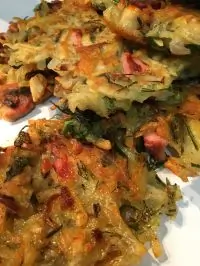 Картофельные оладьи с ветчиной и зеленью