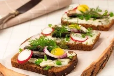 Норвежские бутерброды с рыбой смёрребрёд