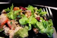 Салат с консервированной горбушей и фасолью