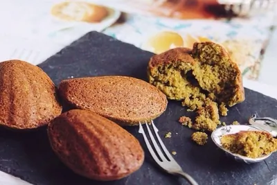 Мадлен с чаем матча