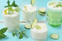 Огуречный суп с мятой и тигровыми креветками