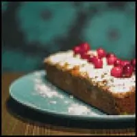 Шоколадный кекс с клюквой