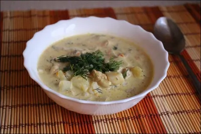 Курица тушеная с картофелем в сметане