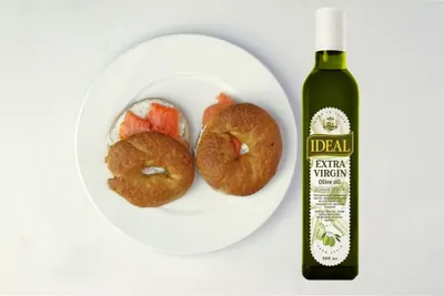 Бейглы с мягким сливочным сыром и семгой