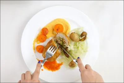 Котлеты из кролика с кабачками