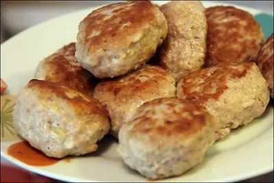 Нежные свиные котлетки с картофелем и овсяными хлопьями