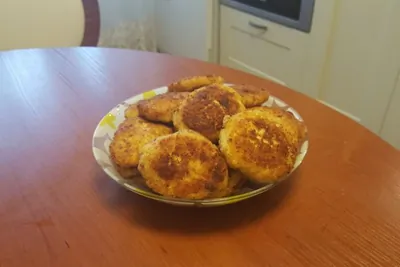 Куриные наггетсы на сковородке