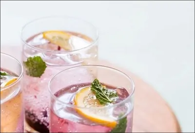 Ежевичный джин-тоник