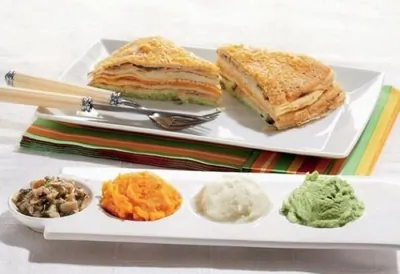 Блинный торт с грибами и овощами