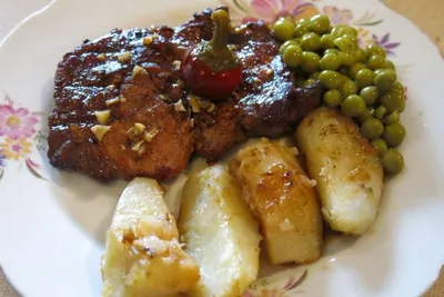 Свинина в медовой глазури