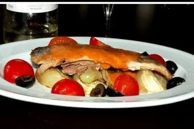 Скумбрия с апельсиновым соусом ромеско