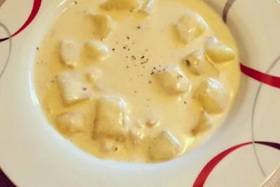 Картофель с чесноком в сметане