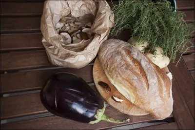 Запеченый пирог из картофеля, белых грибов и баклажанов