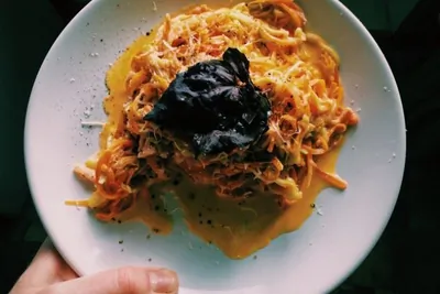 Паста, а ля карбонара из цукини и моркови