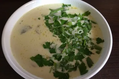 Кокосовый суп с курицей и имбирем