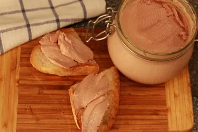 Паштет из куриной печени с коньяком