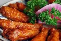 Куриные крылышки с аджикой в мультиварке