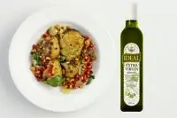 Салат из печеной цветной капусты и фундука