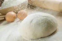 Тесто на кефире для мясных пирогов