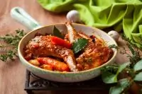 Рагу из кролика со сливами