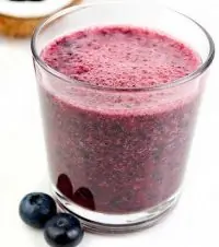 Смузи с черникой и сельдереем