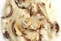 Мороженое с бейлисом и конфетами Maltesers