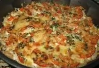 Филе трески, запеченное с картофелем и помидорами