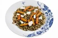 Маш с печеной морковью и сыром фета