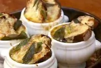 Луковый суп из разных сортов лука