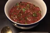 Сырой томатный соус к рыбе и овощам