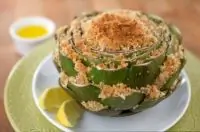 Артишоки, фаршированные орехово-сметанным кремом