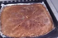 Пирог на готовом тесте с курицей, картофелем и болгарским перцем