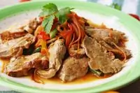 Овощное соте с утиной грудкой в апельсиновом соусе