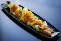 Севиче из лосося с огурцом от шеф-повара Mercedes bar Артема Сергеева