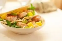 Салат из папайи с креветками