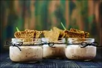 Форшмак с льняным хлебцем в баночке