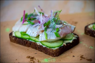 Бутерброды с килькой и селедкой, как на Дерибасовской