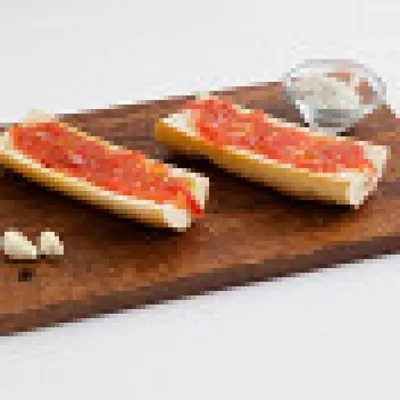 Пан кон томате