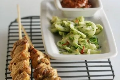 Соте из курицы с миндальным соусом