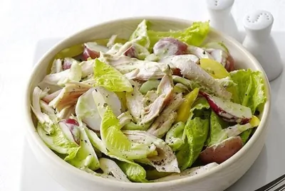 Салат с курицей