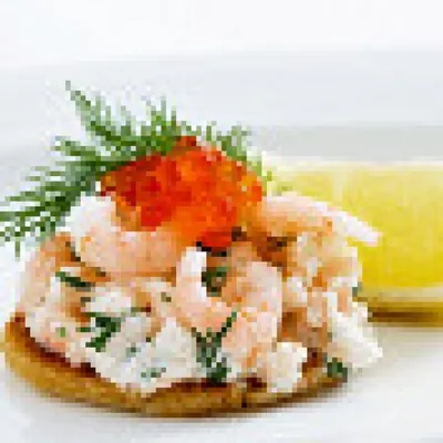 Тост «Скаген» с креветками