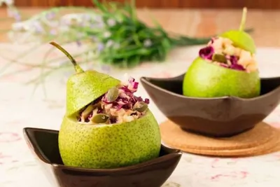 Закуска из груши, капусты и тунца