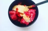 Пломбир с клубничным сорбетом