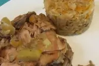 Греческая солянка с рисом лаханоризи