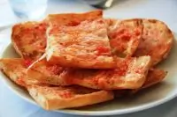 Хлеб с помидорами от Арама Мнацаканова (Pan con tomate)