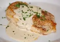 Курица с заправкой из йогурта