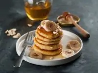 Сырники с бананом и мёдом