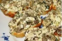 Грибной салат на бутерброды